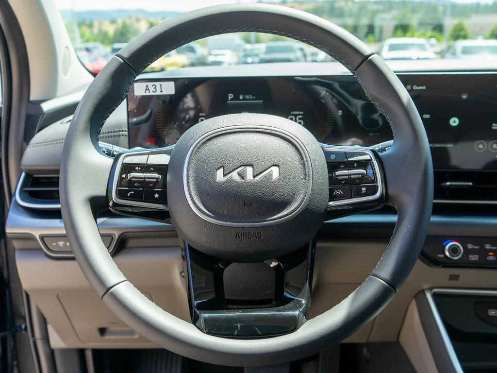 2026 Kia Carnival LXS - Photo 16