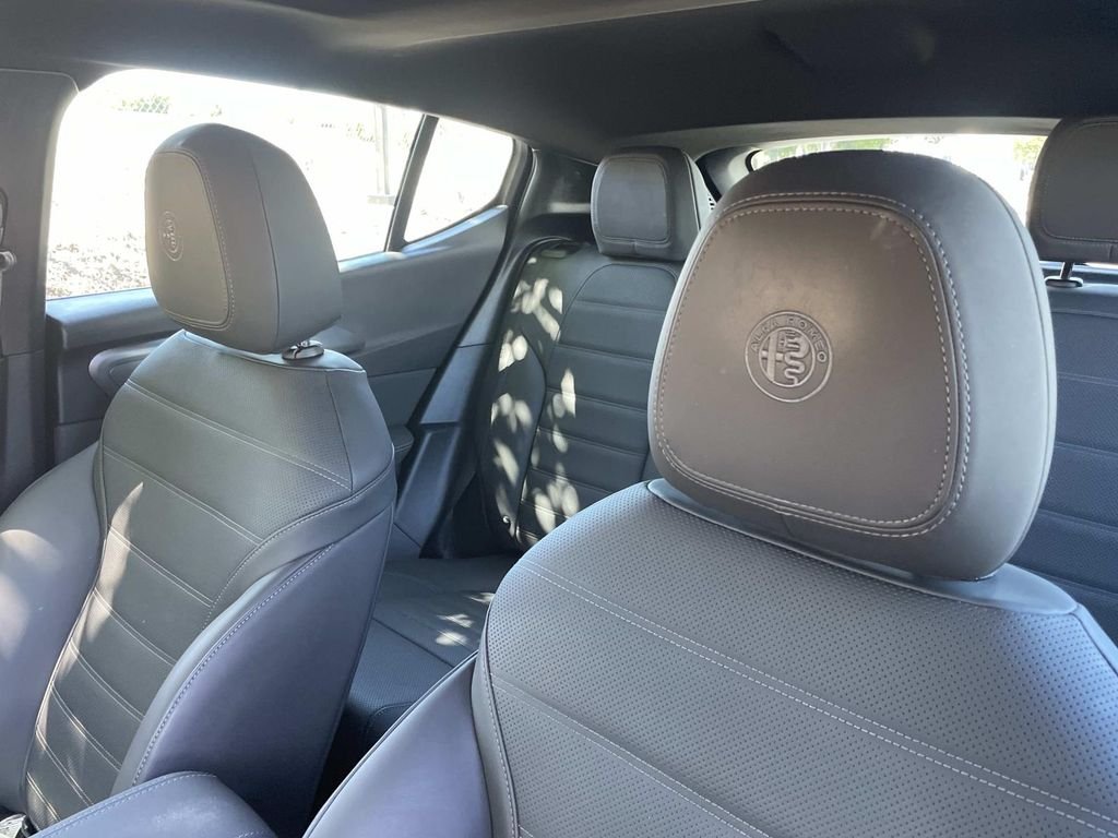 Used 2025 White Alfa Romeo  image 23