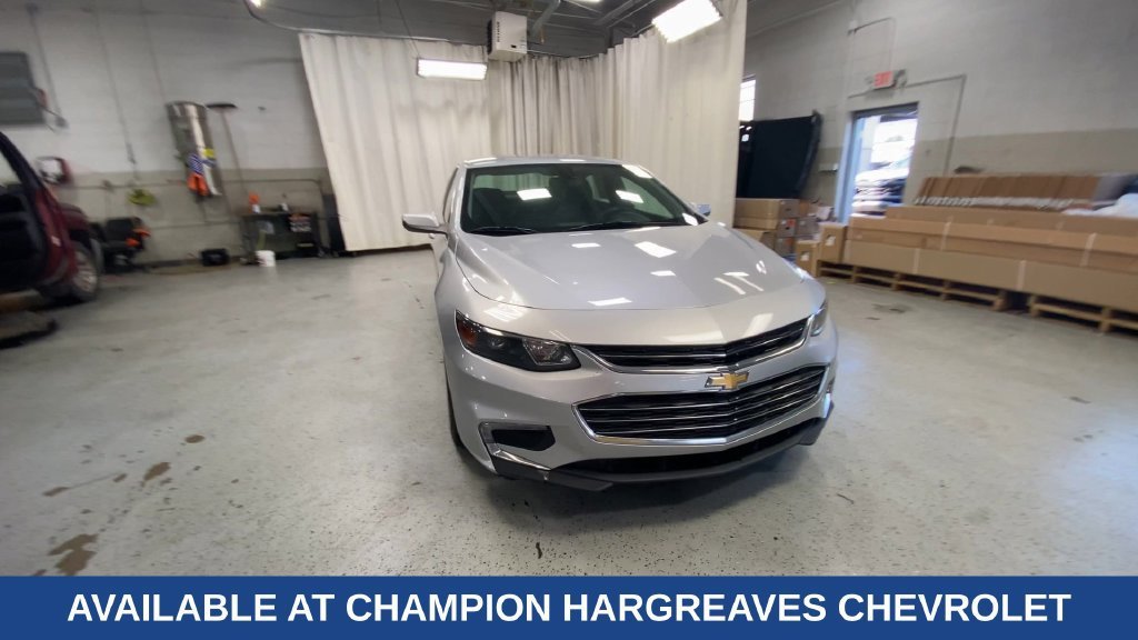 Used 2016 SILVER ICE METALLIC Chevrolet LT image 3