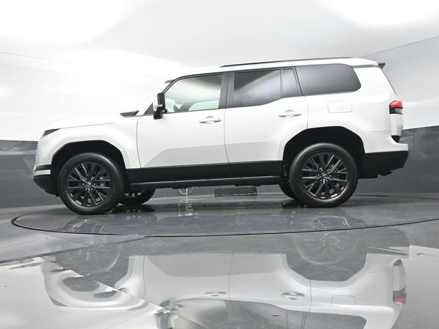 Used 2024 White Lexus 550 Premium image 54