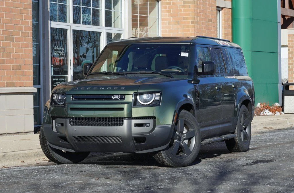 2026 Land Rover Defender 130 S P300's photo