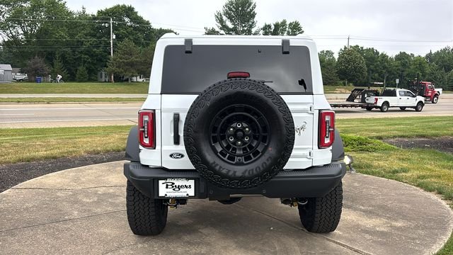 New 2026 Oxford White Ford Badlands image 5
