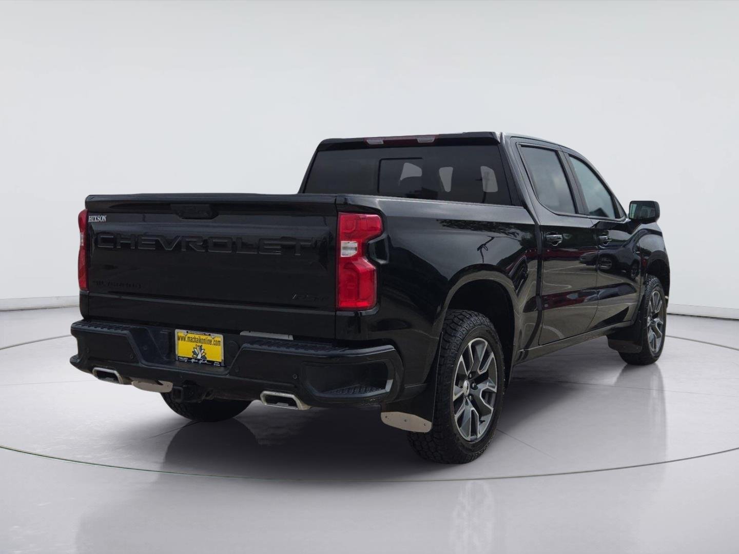 Used 2025 Black Chevrolet RST image 5