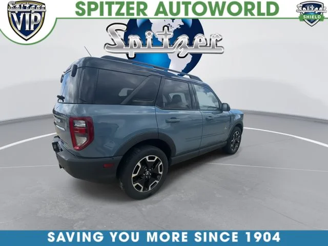 Used 2021 Blue Ford Outer Banks image 9