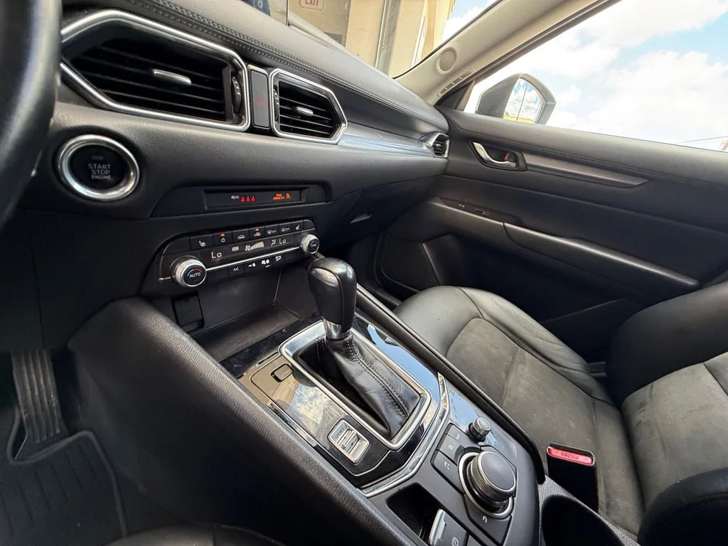Used 2020 White Mazda Touring image 22