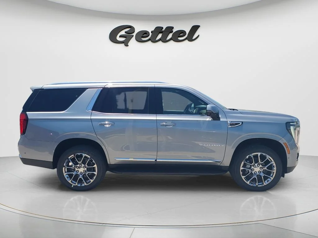 New 2026 Sterling Metallic GMC Elevation image 4