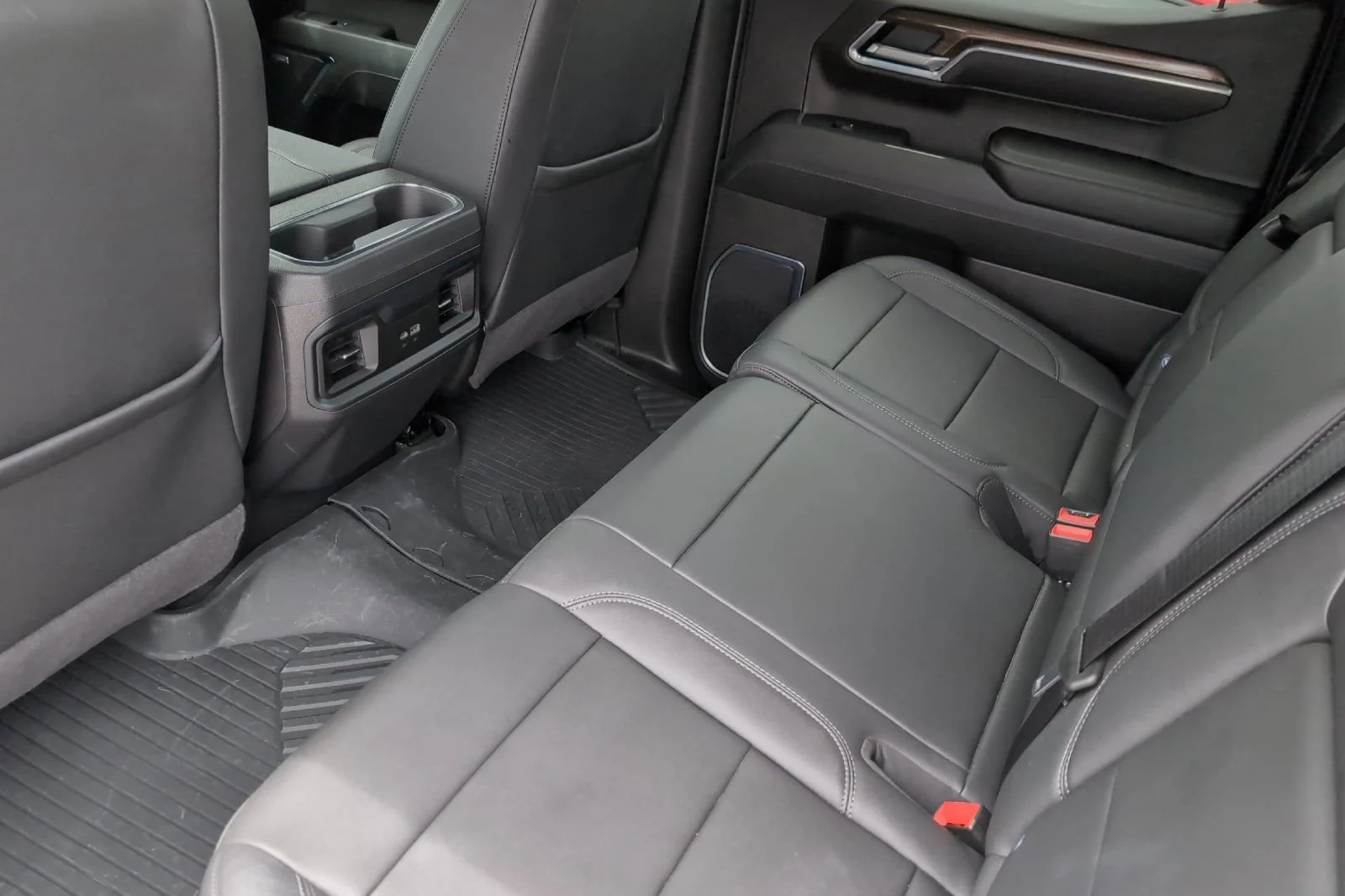 Used 2025 Cypress Gray Chevrolet LT Trail Boss image 13
