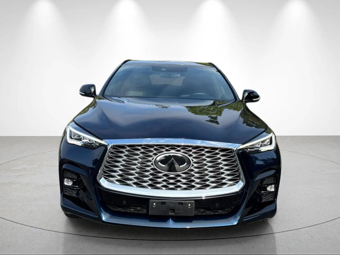 Certified Used 2023 Hermosa Blue INFINITI ESSENTIAL image 8