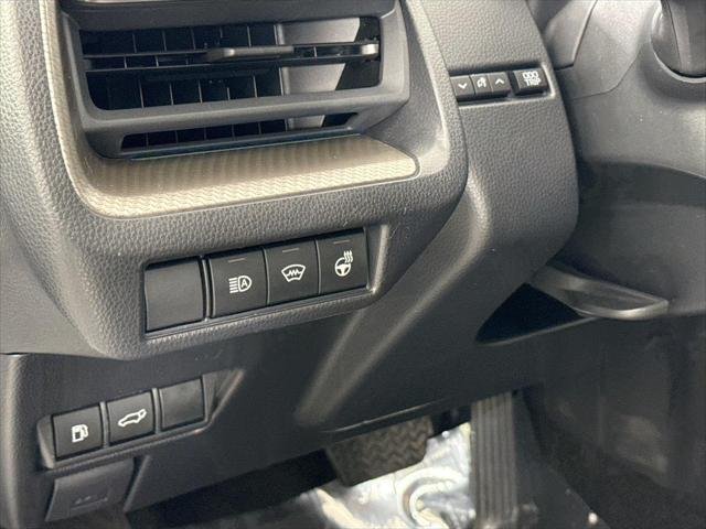 Certified Used 2024 CUTTING EDGE Toyota  image 16