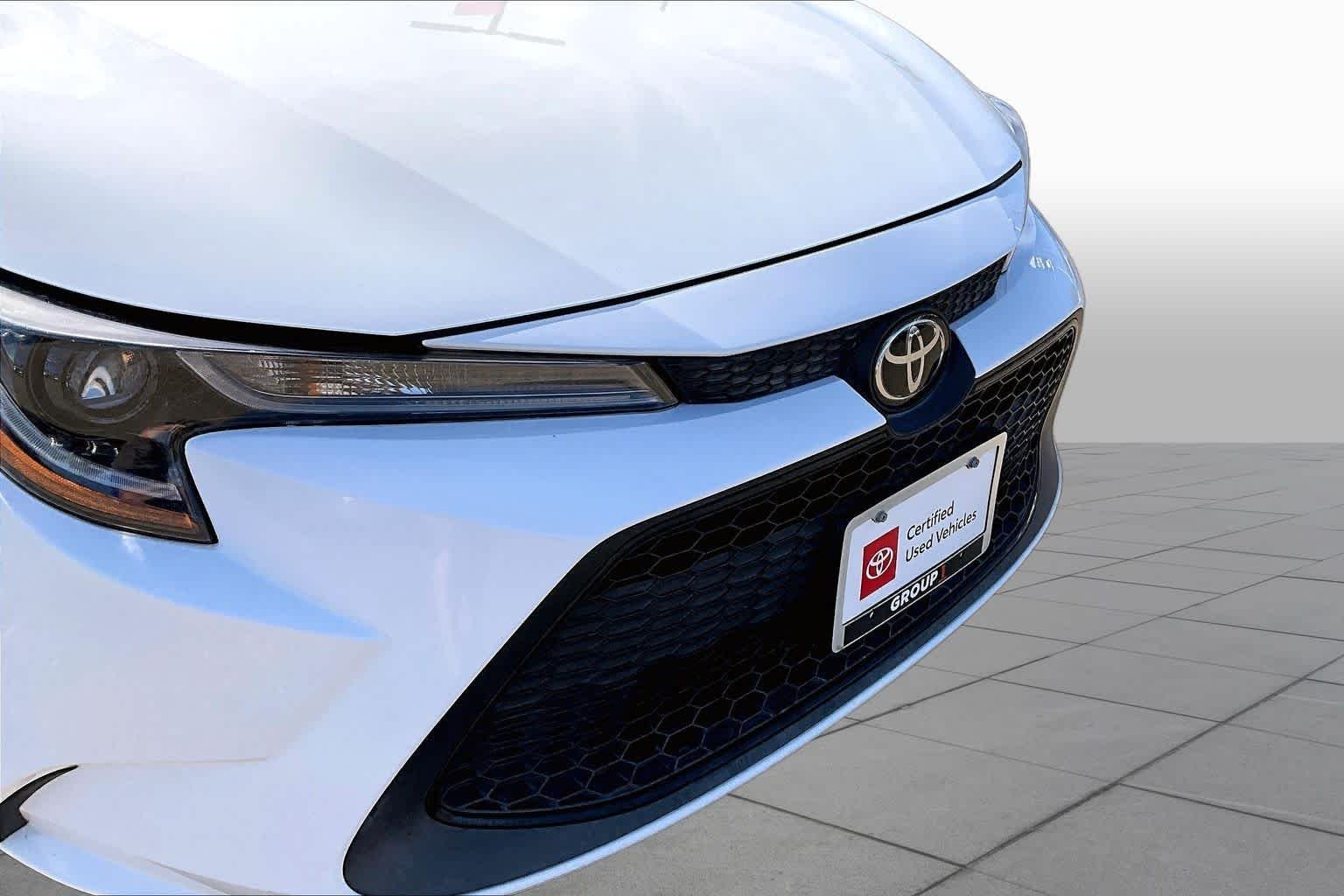 Certified Used 2021 Super White Toyota LE image 29