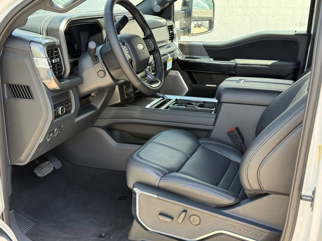 New 2026 Star White Metallic Tri-Coat Ford F-250® Platinum® image 5