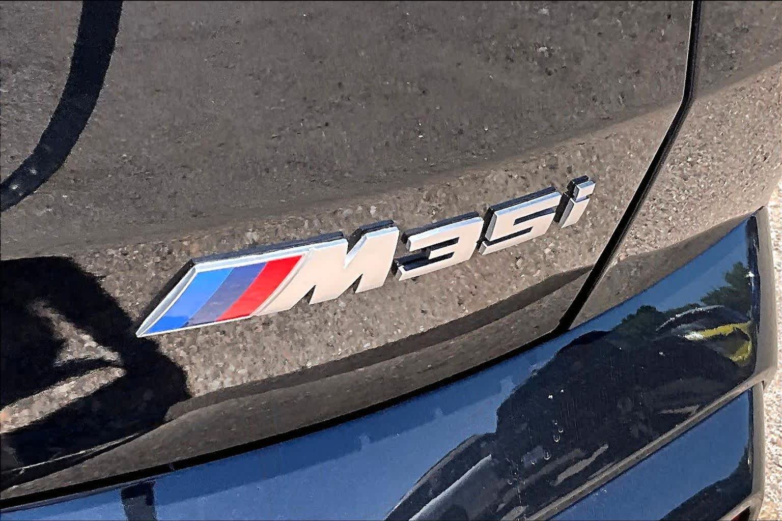 Used 2024 Black Sapphire Metallic BMW M35i image 8