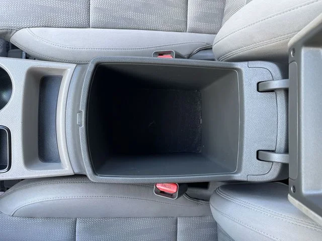 Used 2017 Red Kia LX image 29