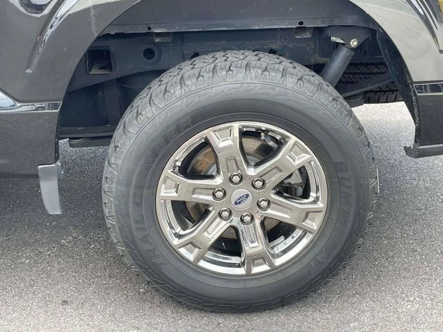Used 2021 Agate Black Metallic Ford XLT image 24