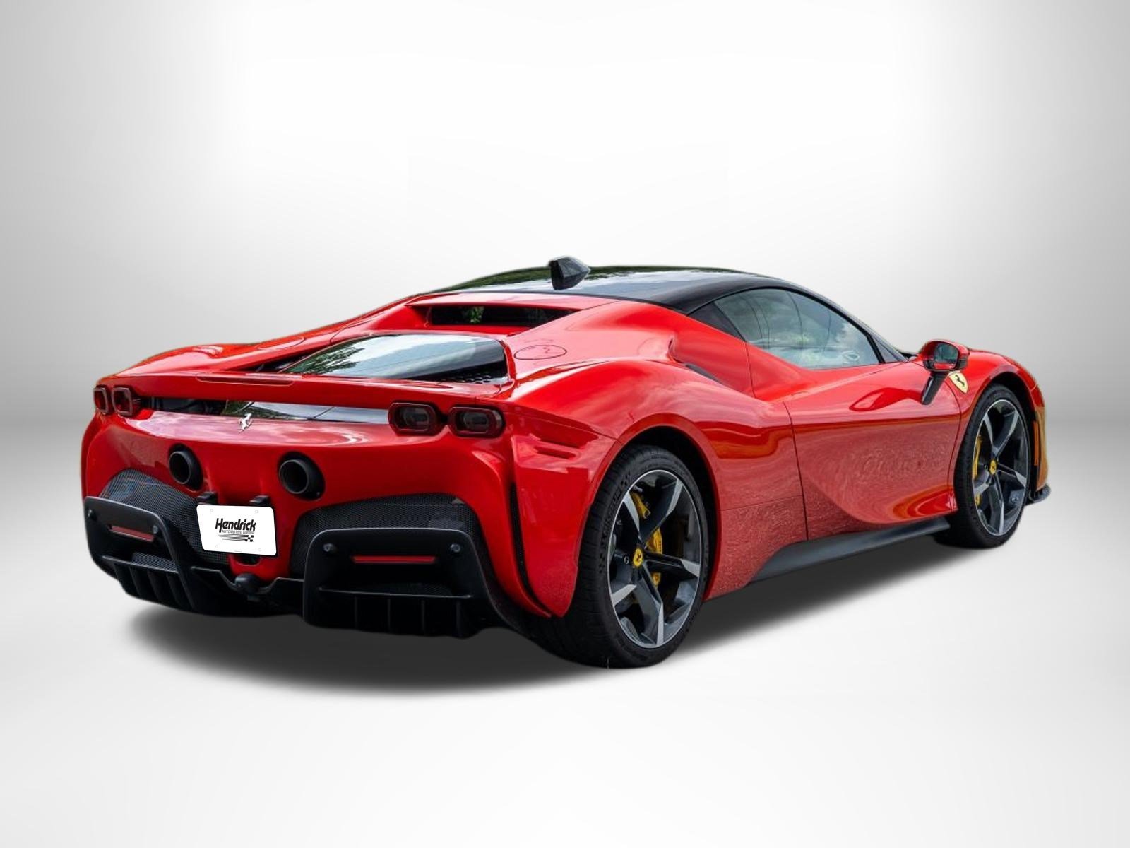 Used 2022  Ferrari  image 7
