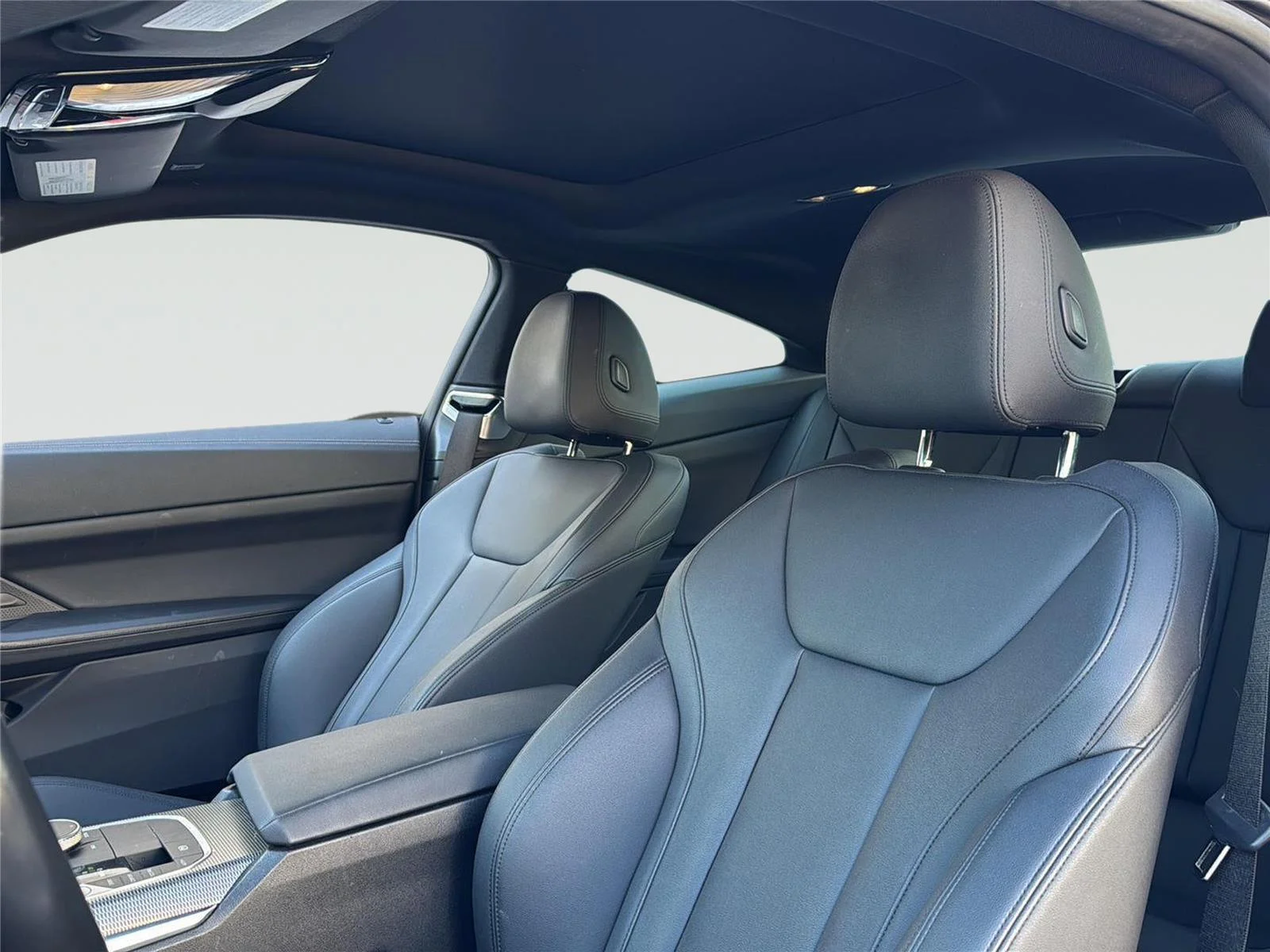 Used 2021 Portimao Blue Metallic BMW M440i xDrive image 14