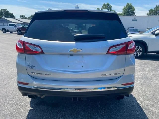 Used 2019 SILVER ICE METALLIC Chevrolet Premier image 4