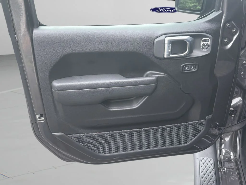 New 2026 Granite Crystal Metallic Clear-Coat Exterior Paint Jeep 85th Anniversary Edition image 24