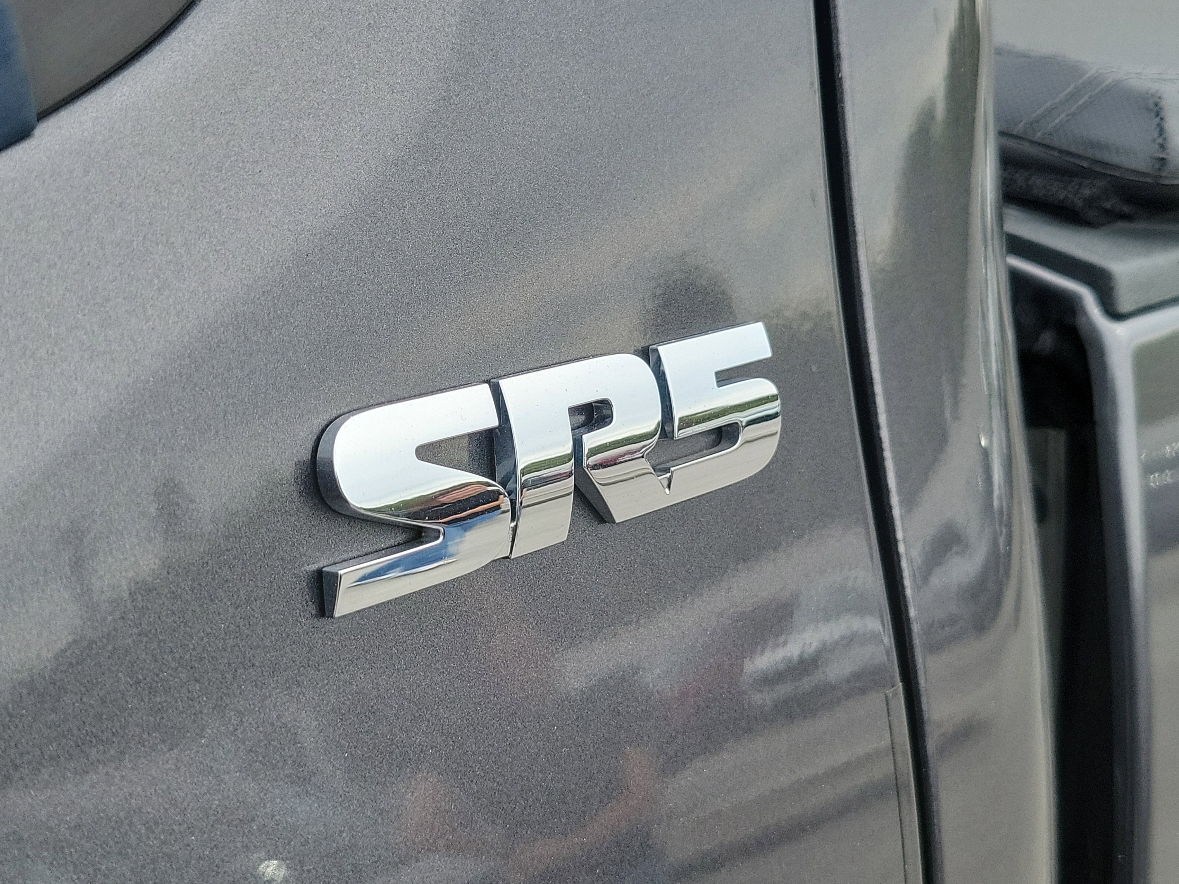 Used 2021 Magnetic Gray Metallic Toyota SR5 image 7