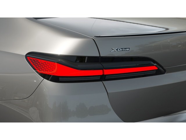 New 2026 Oxide Grey Metallic BMW 760i image 8