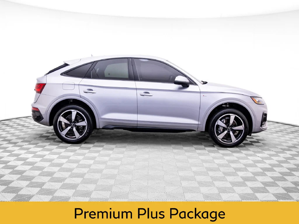 Used 2023 Silver Audi 45 S line Premium image 7
