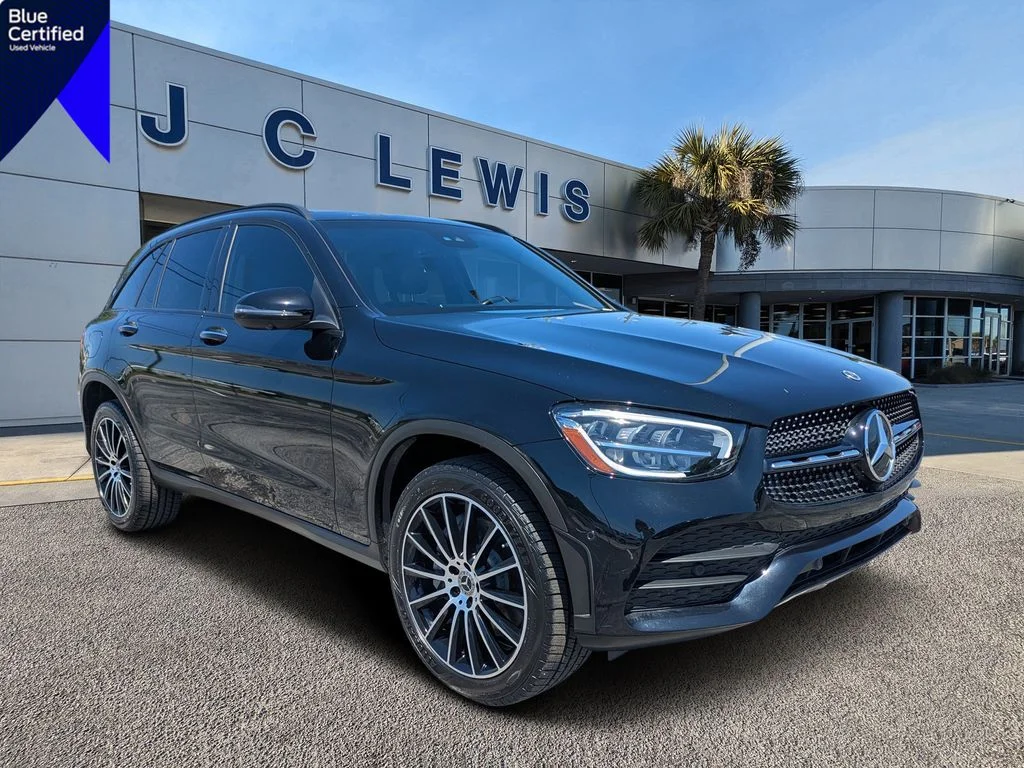 Certified Used 2022 Black Mercedes-Benz GLC 300 image 1