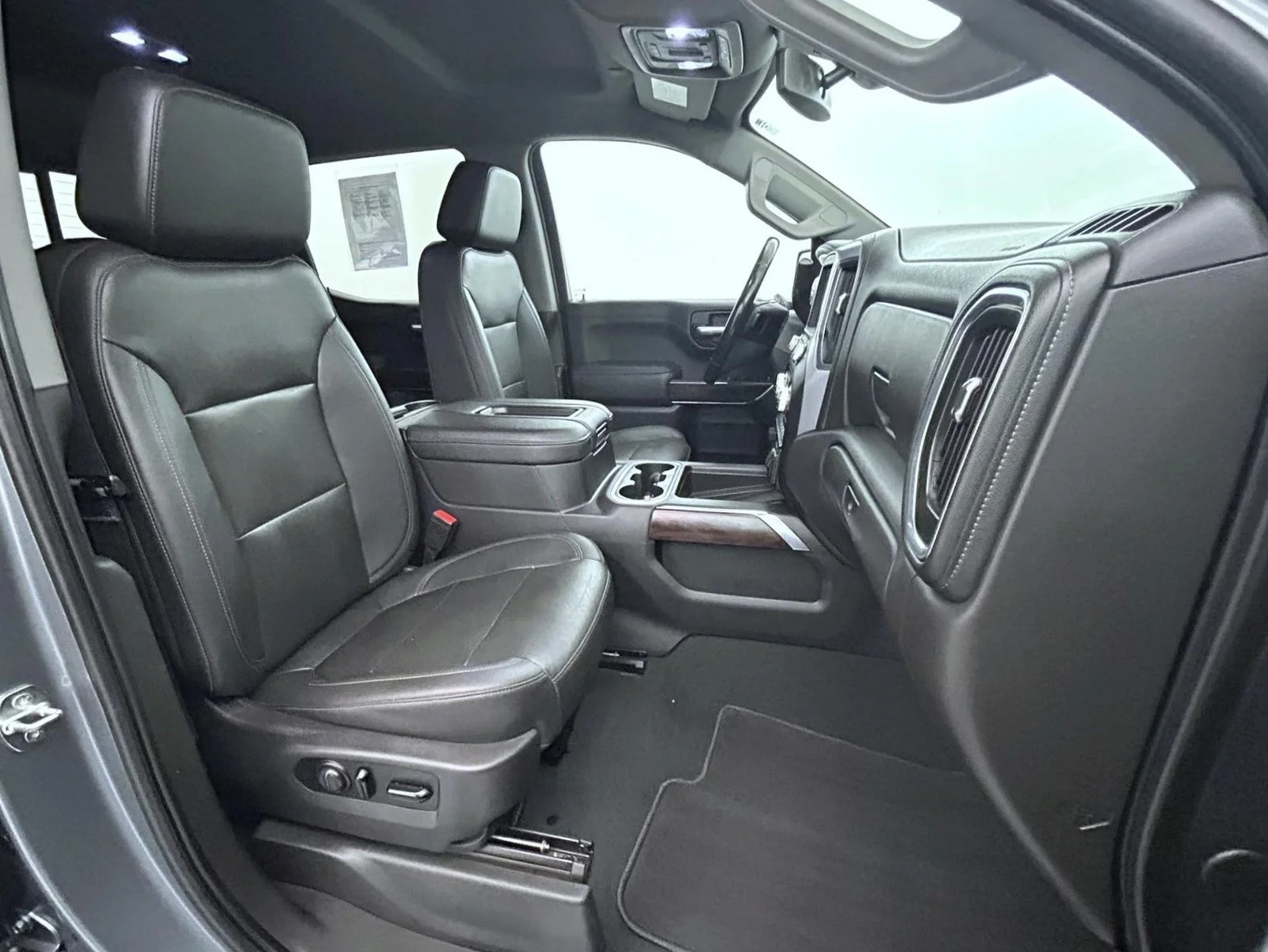 Used 2021 Gray GMC SLT image 15