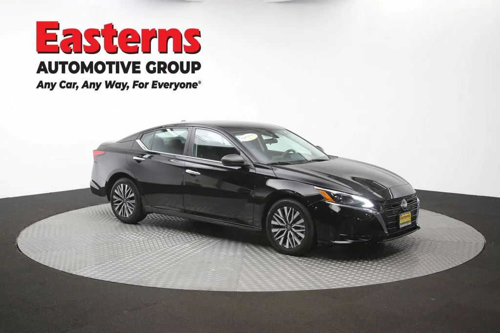Used 2024 Black Nissan 2.5 SV image 48