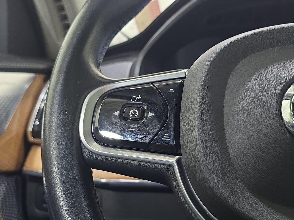 Used 2017 Gray Volvo T8 Inscription image 18