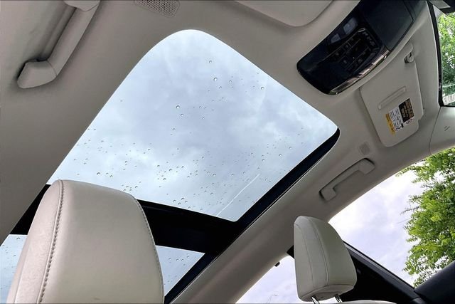 Used 2023 Black Lexus 350 Luxury image 22