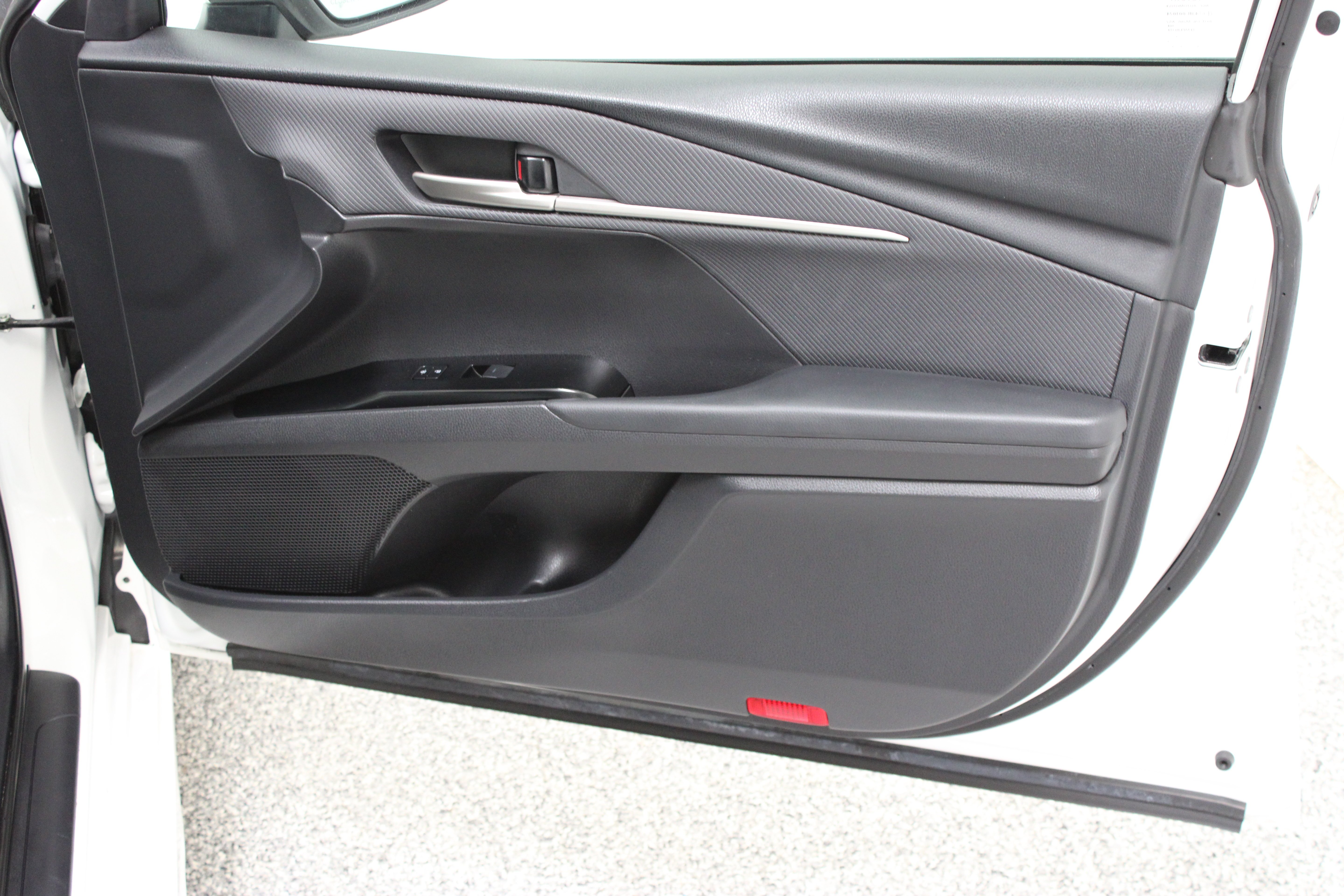 Used 2025 White Toyota SE image 34