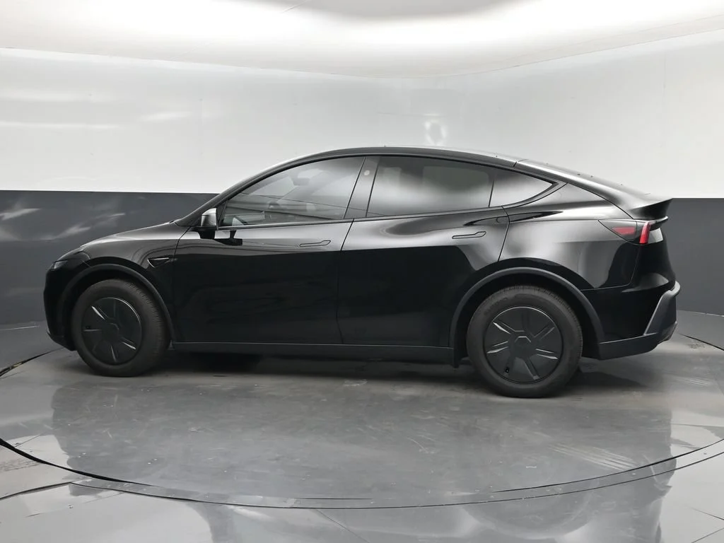 Used 2026 Black Tesla Premium image 10