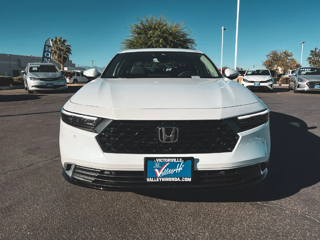 New 2026 White Honda Touring image 9
