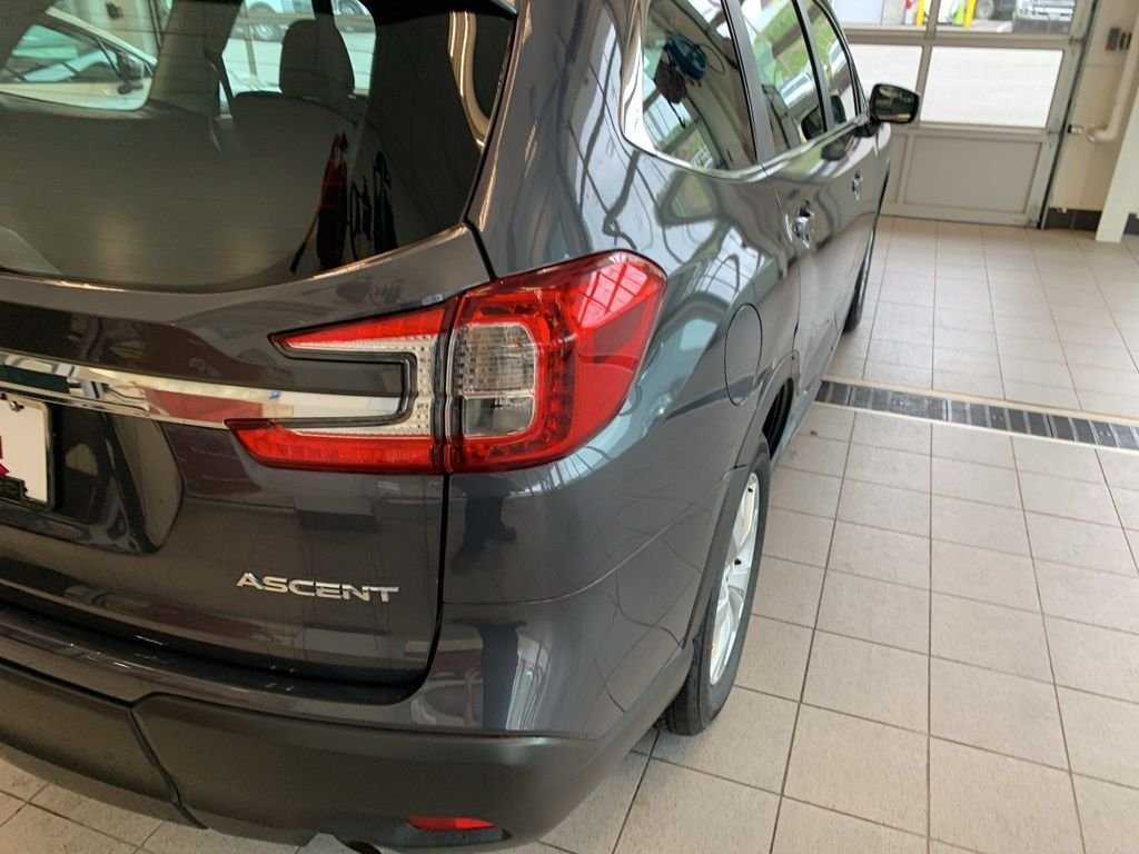 Used 2023 Gray Subaru Base image 16