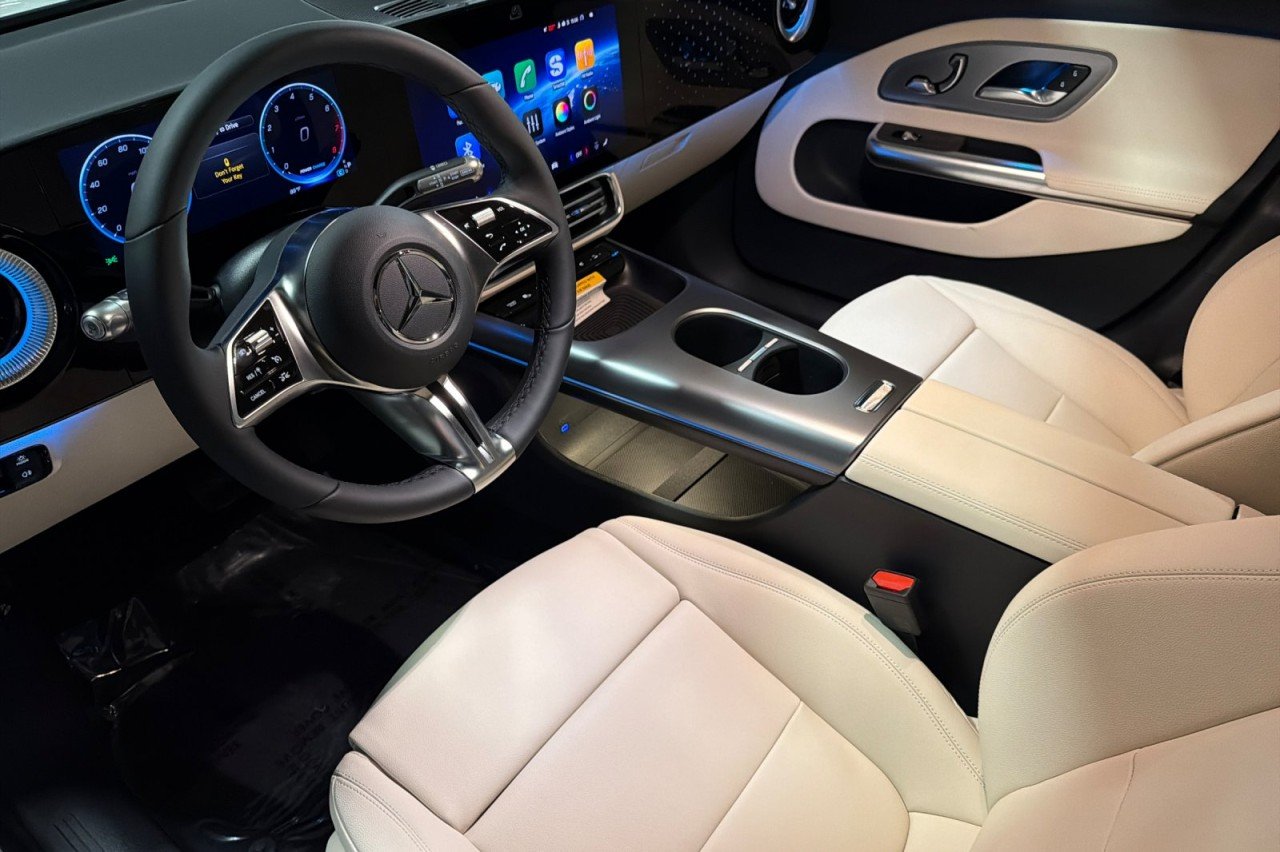 New 2027 Polar White Mercedes-Benz CLA 220 Hybrid FWD image 9