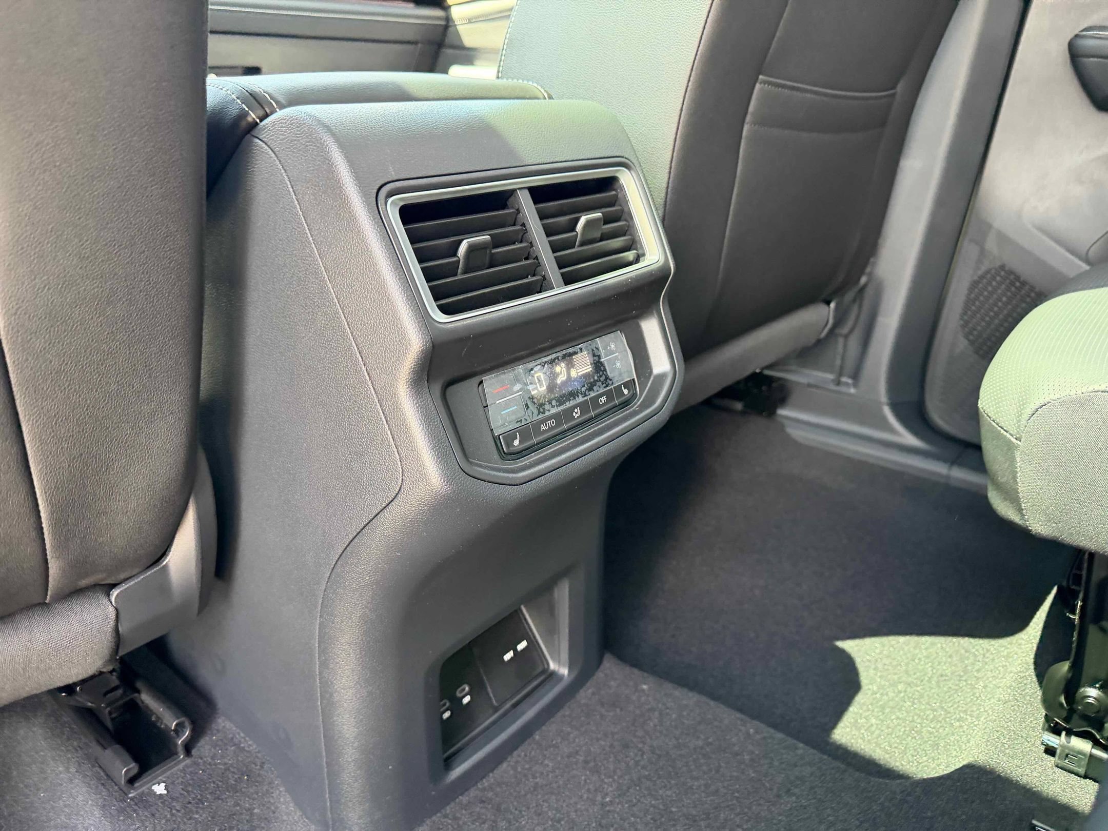 New 2026 Green Volkswagen 2.0T SEL Premium R-Line image 29