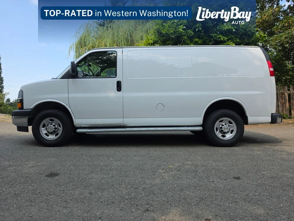 Used 2024 White Chevrolet Work Van image 9
