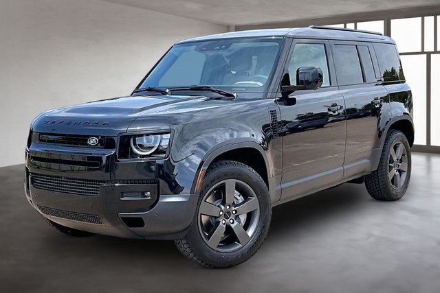 2026 Land Rover Defender 110 S