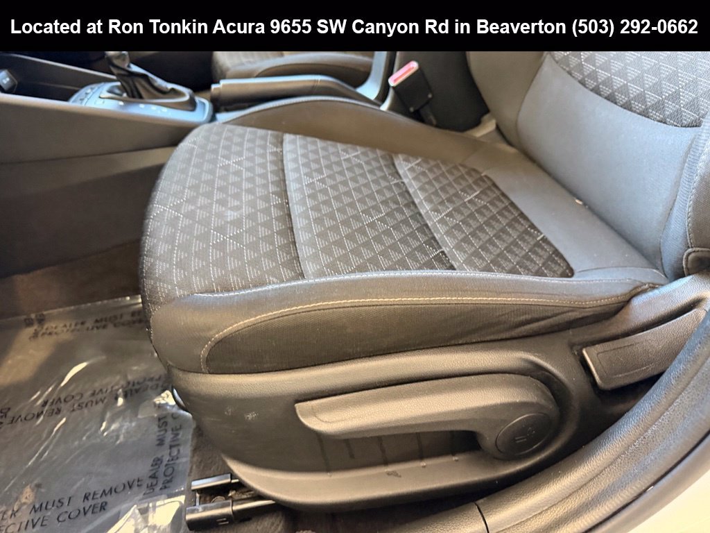 Used 2018 Silky Silver Kia S image 13