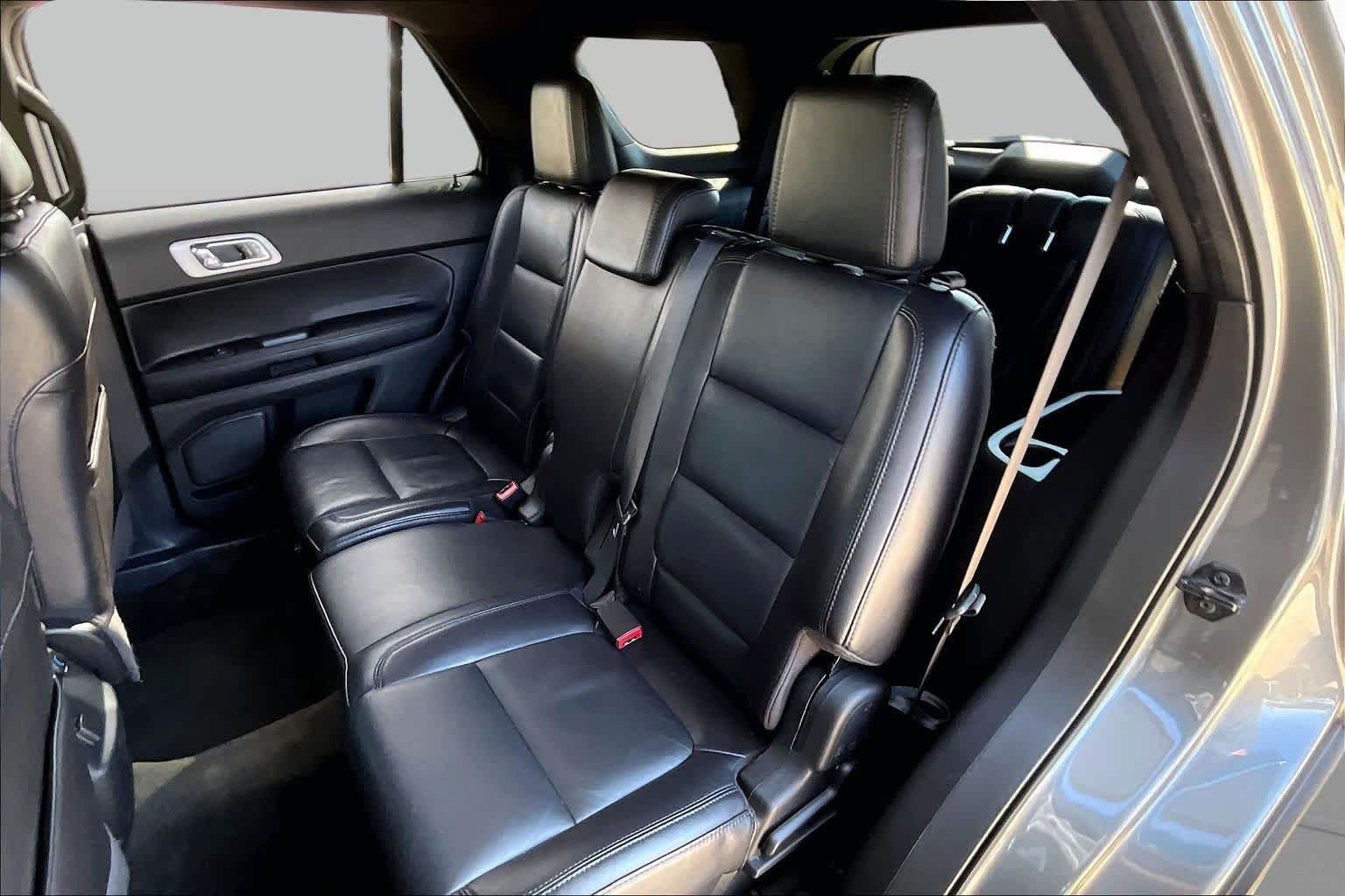 Used 2014 Sterling Gray Metallic Ford XLT image 20
