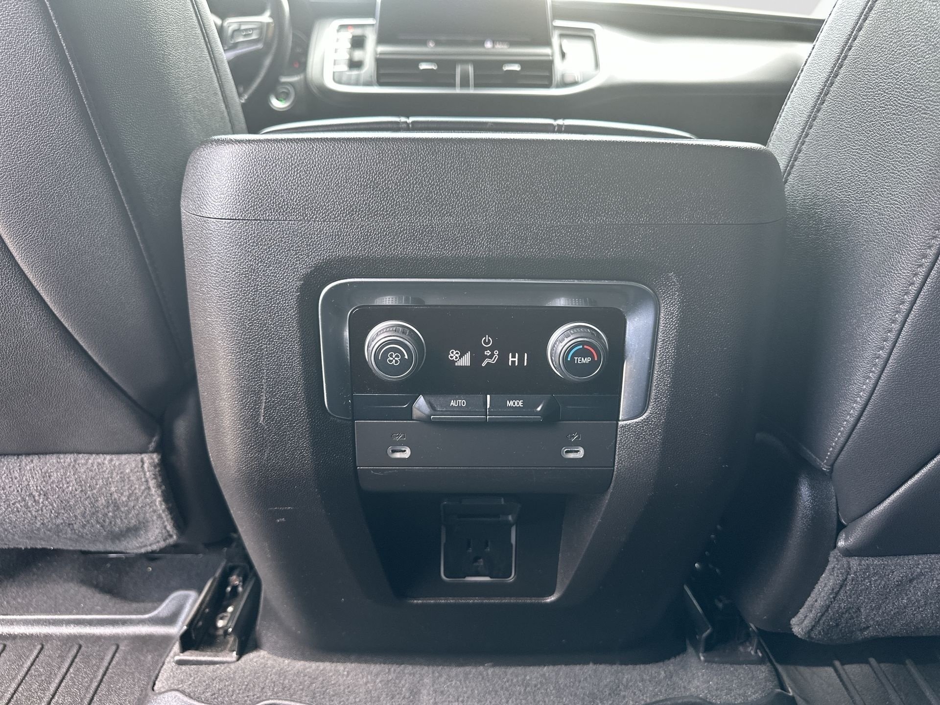 Used 2021 SUMMIT WHITE Chevrolet Z71 image 21