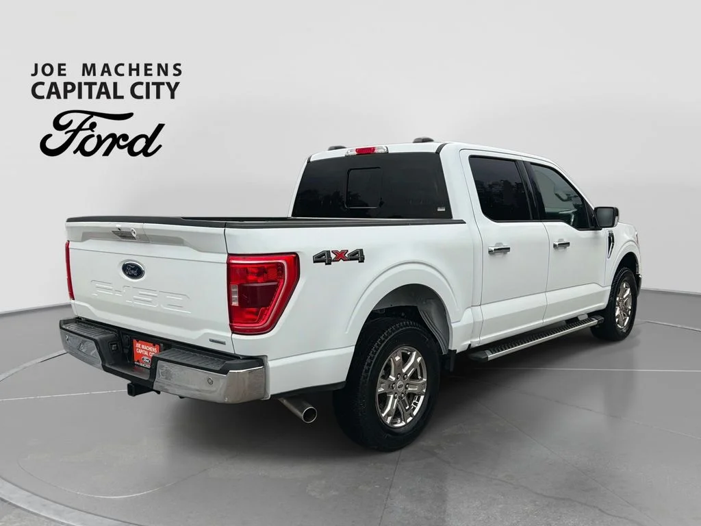Used 2023 Oxford White Ford XLT image 5