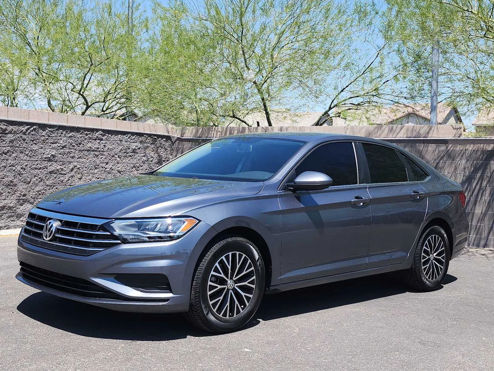 Used 2021 Platinum Gray Metallic Volkswagen S image 4