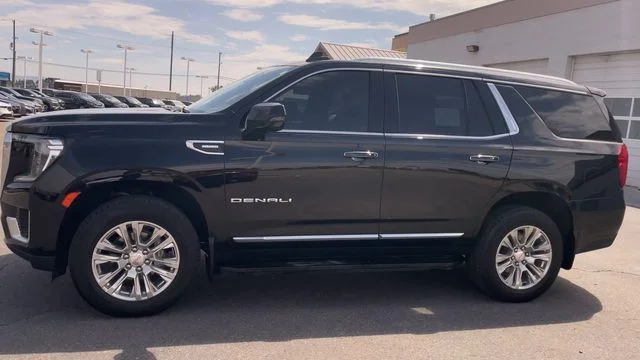 2024 GMC Yukon Denali - Photo 6