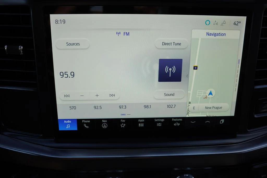 Used 2025 Gray Ford Lariat image 28