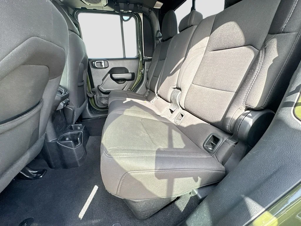 Used 2021 Green Jeep Willys image 29