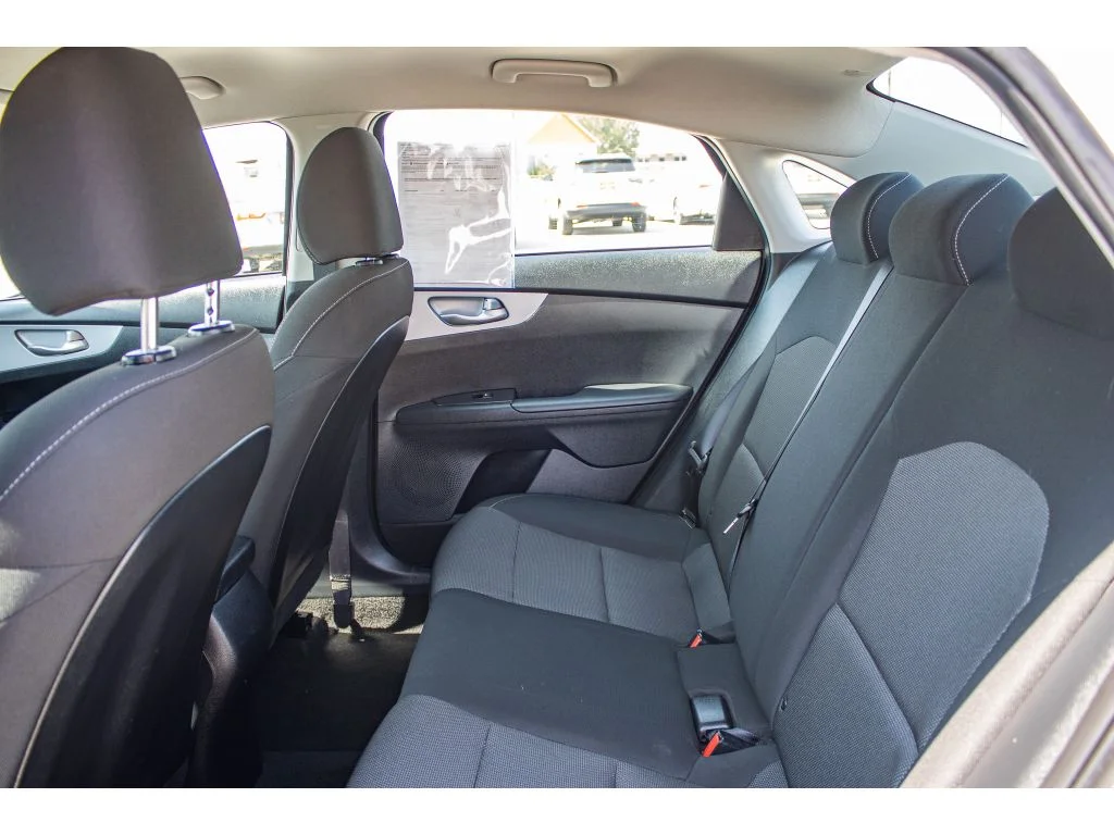 Used 2024 Snow White Pearl Kia LXS image 17