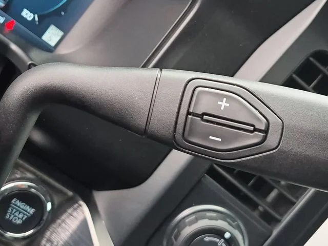 Used 2026 Red Ford Lariat image 27