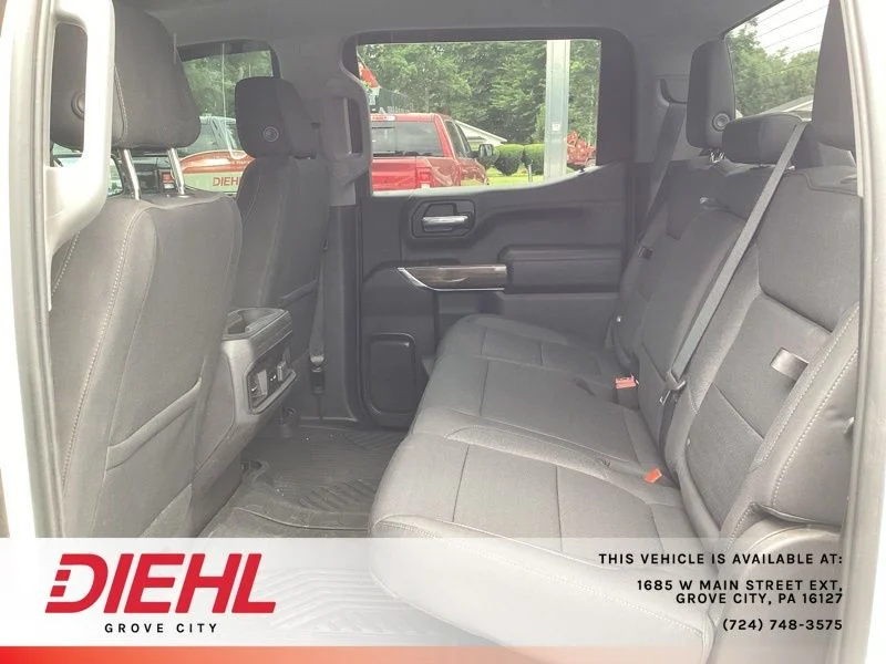 Used 2022 White Chevrolet RST image 17