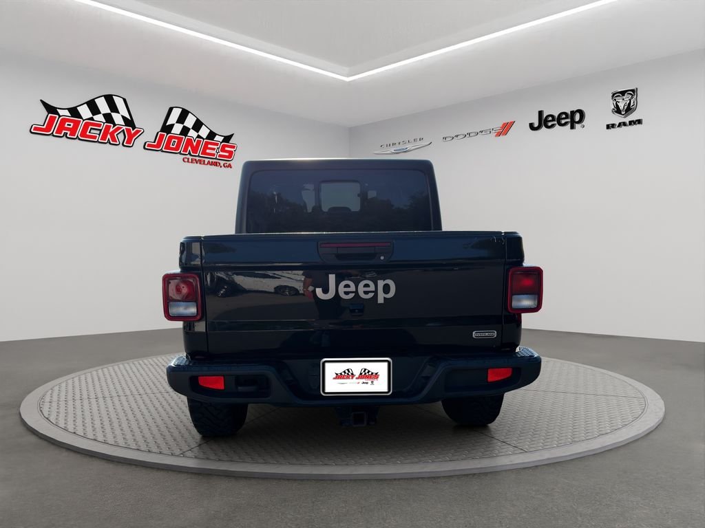 Used 2021 Black Clearcoat Jeep Overland image 7